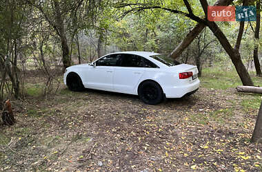 Седан Audi A6 2012 в 