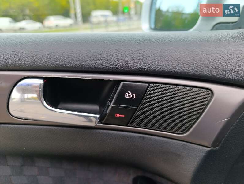 Універсал Audi A6 1999 в Миколаєві