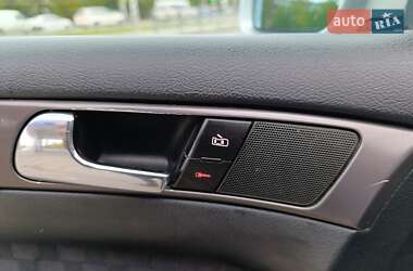 Универсал Audi A6 1999 в 