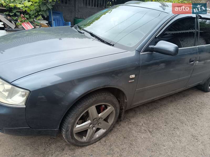 Универсал Audi A6 2004 в Коростене