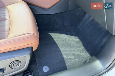 Седан Audi A6 2022 в 