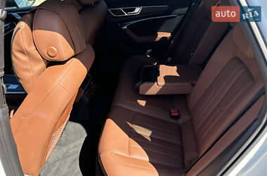 Седан Audi A6 2022 в 