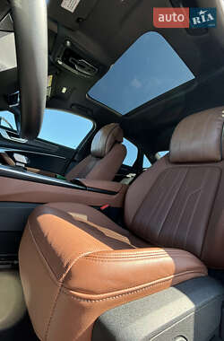 Седан Audi A6 2022 в 