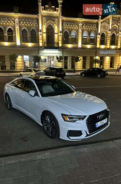Седан Audi A6 2019 в 