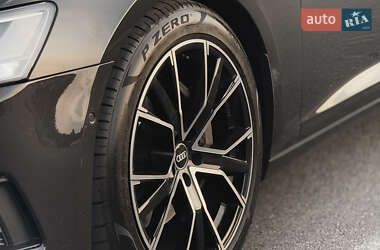Седан Audi A6 2018 в 