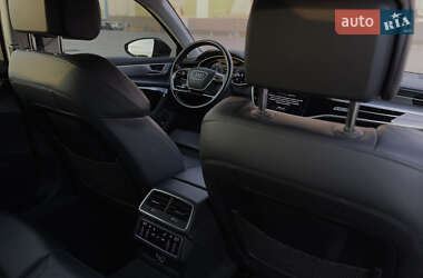 Седан Audi A6 2018 в 
