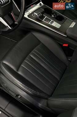Седан Audi A6 2019 в 