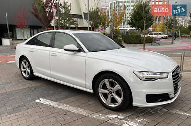 Седан Audi A6 2015 в 