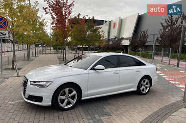 Седан Audi A6 2015 в 