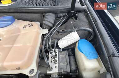 Универсал Audi A6 2002 в 