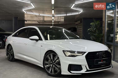 Седан Audi A6 2019 в 