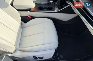 Седан Audi A6 2022 в 
