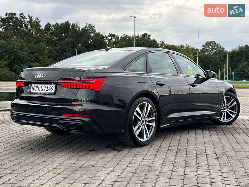 Седан Audi A6 2021 в Радивиліві