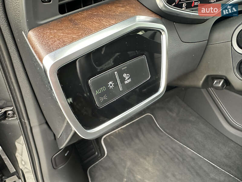 Седан Audi A6 2019 в Львове