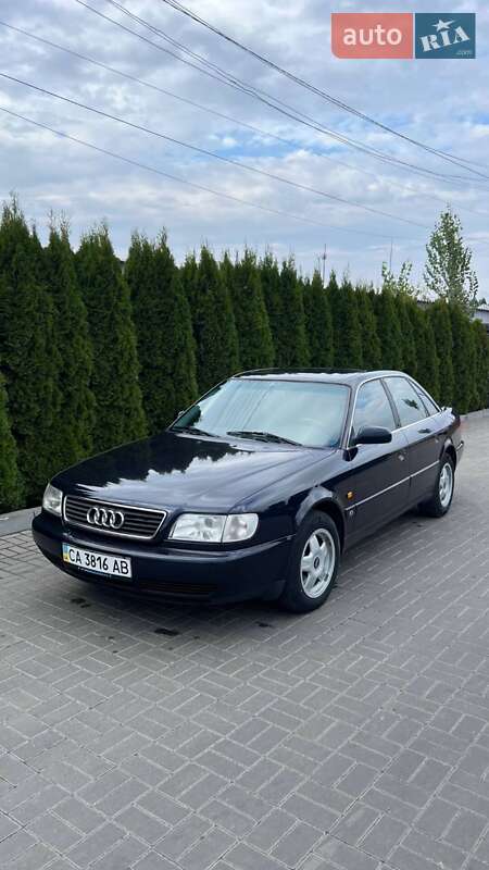 Седан Audi A6 1996 в Черкасах