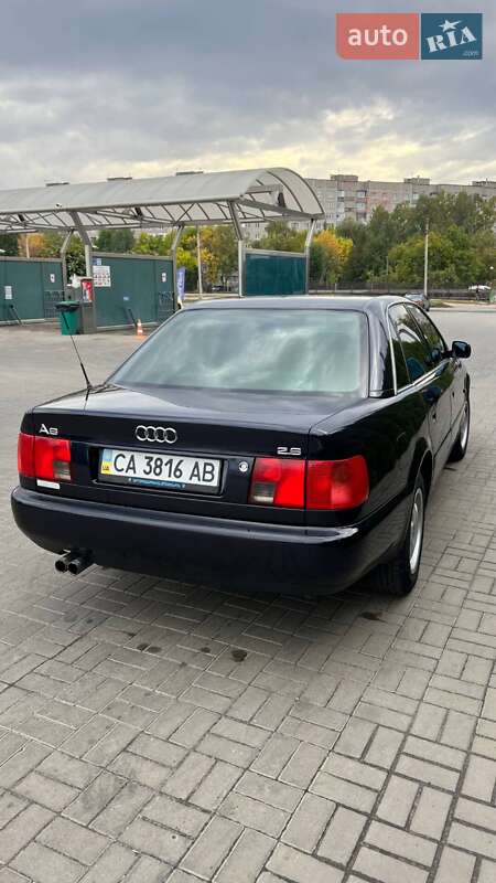 Седан Audi A6 1996 в Черкассах