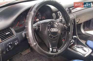 Седан Audi A6 2001 в 