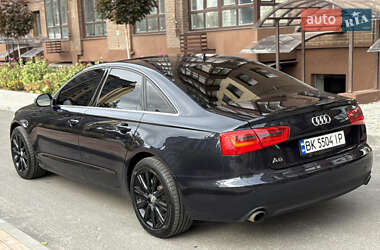 Седан Audi A6 2012 в 