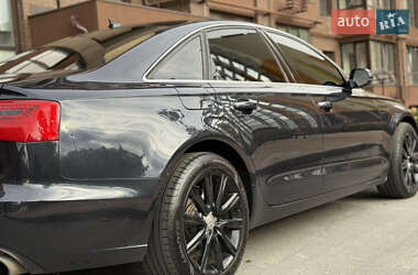 Седан Audi A6 2012 в 