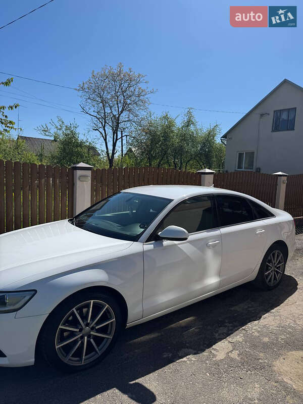 Седан Audi A6 2012 в Львові