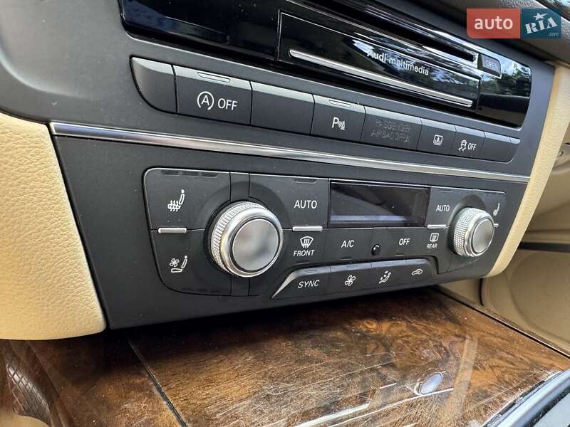 Седан Audi A6 2014 в Запоріжжі