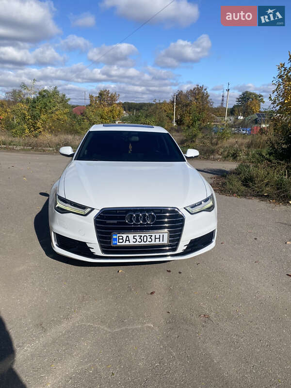 Седан Audi A6 2015 в Знам'янці