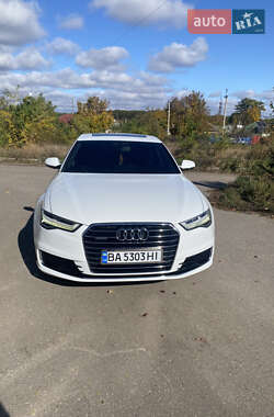 Седан Audi A6 2015 в 