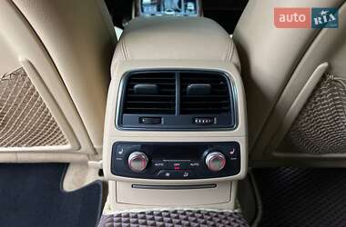 Седан Audi A6 2014 в 