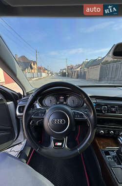 Седан Audi A6 2013 в 