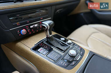 Седан Audi A6 2012 в 