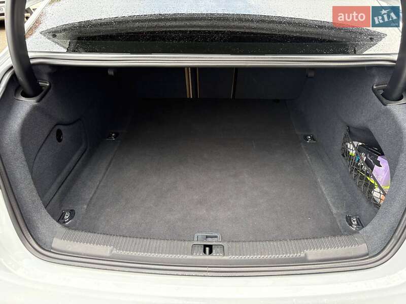 Седан Audi A6 2013 в Виннице