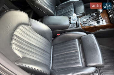 Седан Audi A6 2012 в 