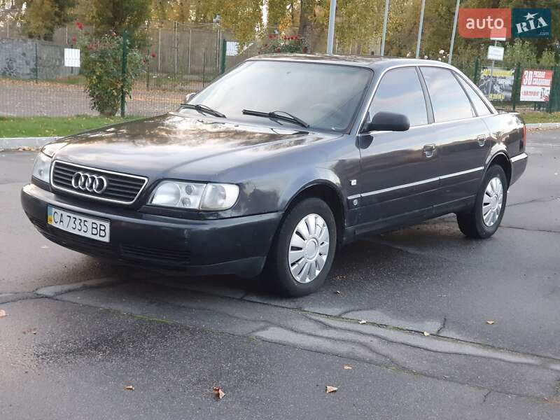 Седан Audi A6 1995 в 