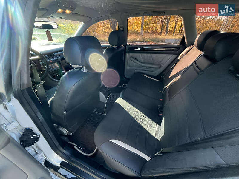 Універсал Audi A6 2000 в Дніпрі