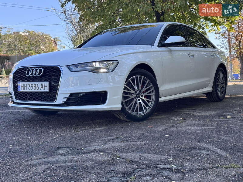 Седан Audi A6 2015 в Одессе