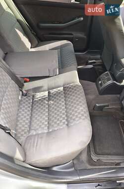 Универсал Audi A6 2004 в 