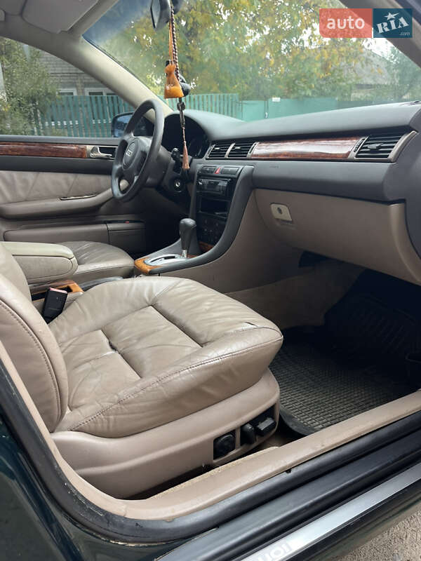 Седан Audi A6 2001 в Смілі