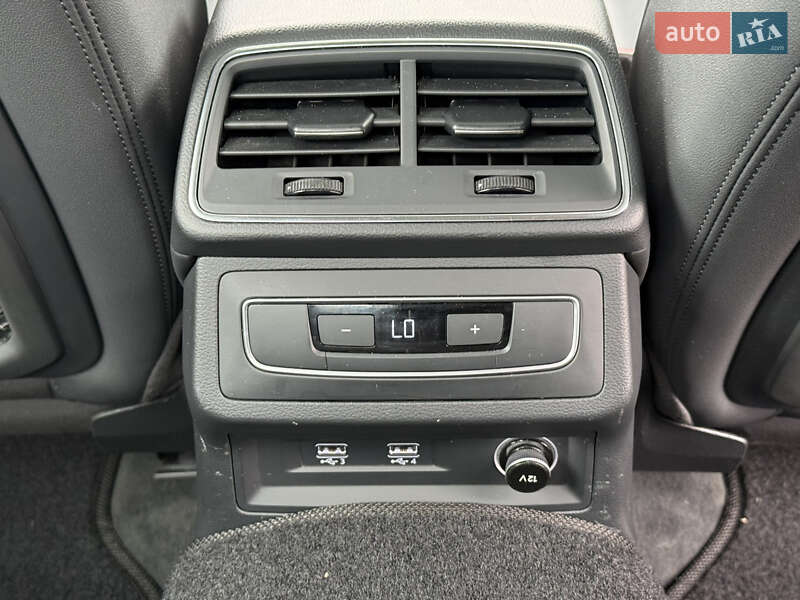 Седан Audi A6 2019 в Стрые
