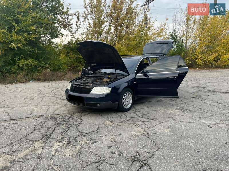 Універсал Audi A6 2000 в Умані