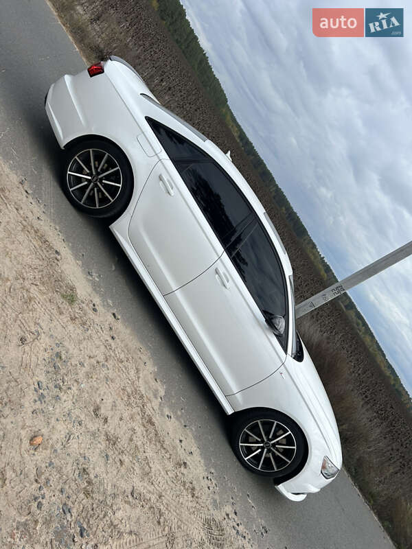 Седан Audi A6 2015 в Києві