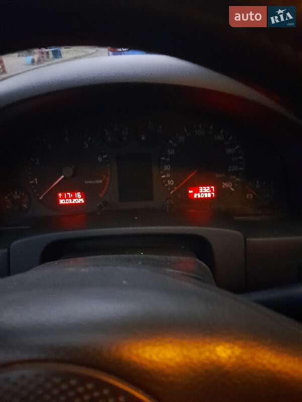 Седан Audi A6 2000 в Полтаве