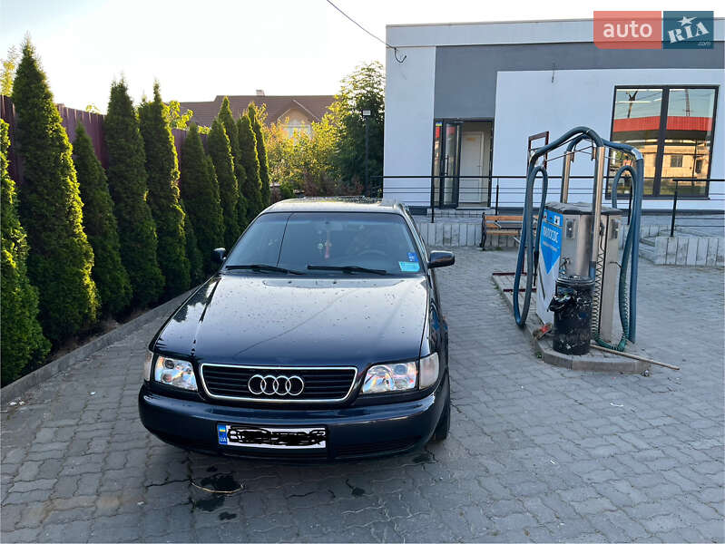 Седан Audi A6 1995 в Львове