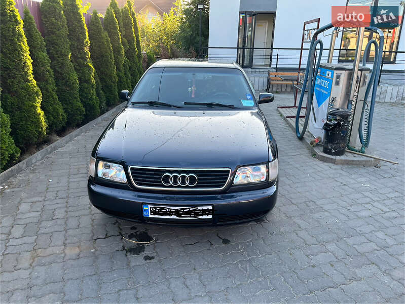 Седан Audi A6 1995 в Львове