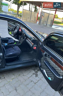 Седан Audi A6 1995 в 