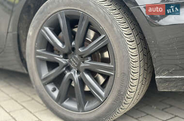 Седан Audi A6 2013 в Ровно