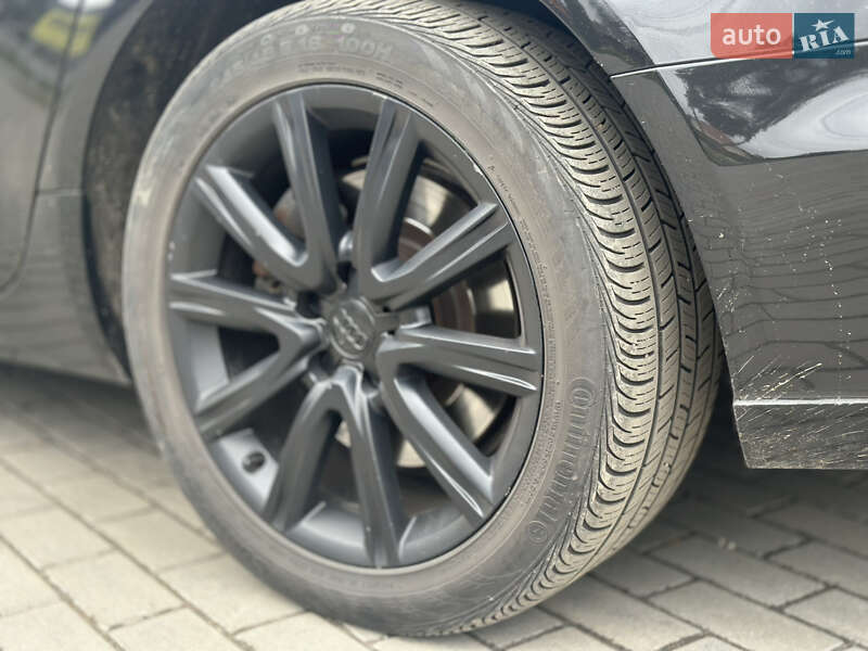 Седан Audi A6 2013 в Ровно