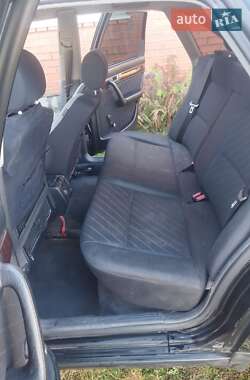 Седан Audi A6 1997 в  фото 4 Седан Audi A6 1997 в