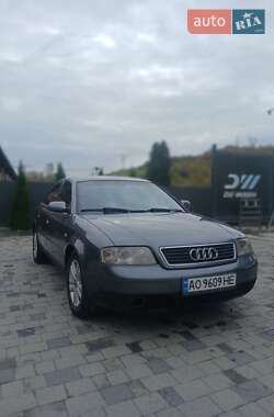 Седан Audi A6 2002 в 
