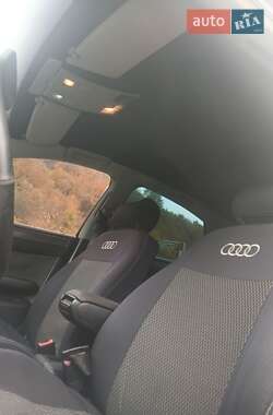 Седан Audi A6 2002 в 