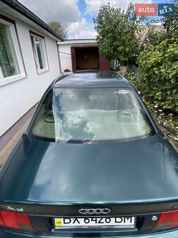 Седан Audi A6 1995 в Городку